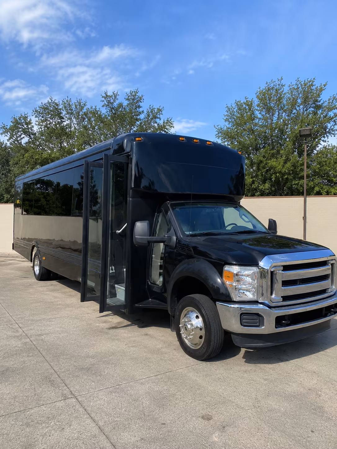 west new york 20 passenger party bus